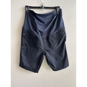 ❤️Ingrid & Isabel Maternity Bermuda Shorts Sz12